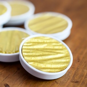 This listing is for one pan of Finetec Arabic Gold metallic watercolor! This watercolor is perfect for creating stunning gold calligraphy.